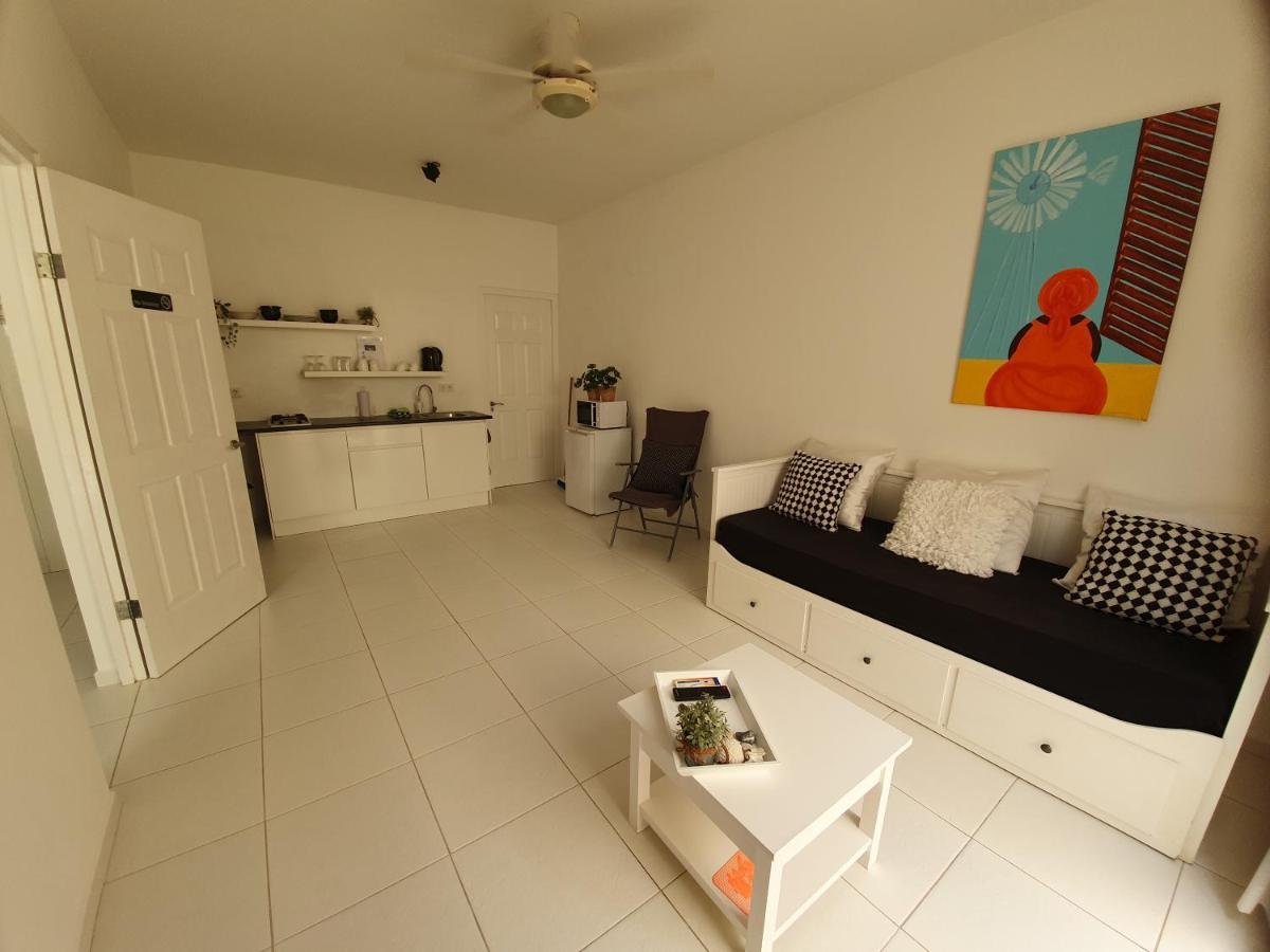 A2 Apartment Budget At Jan Thiel Curacao Eksteriør bilde